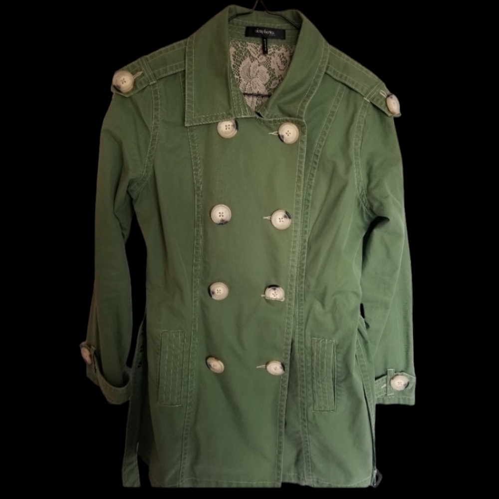 Ladies Daisy Fuentes Spring Coat Size PL